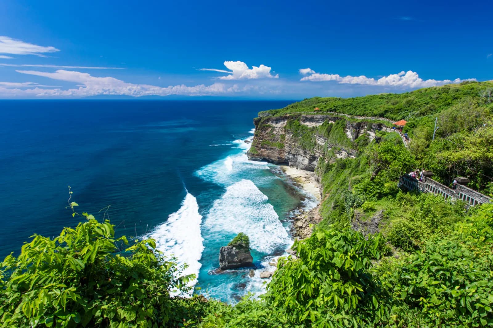 The Complete Guide to Uluwatu: Things to Do & Where to Stay